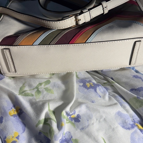 Tory Burch Cream Chevron Satchel - Picture 7 of 8